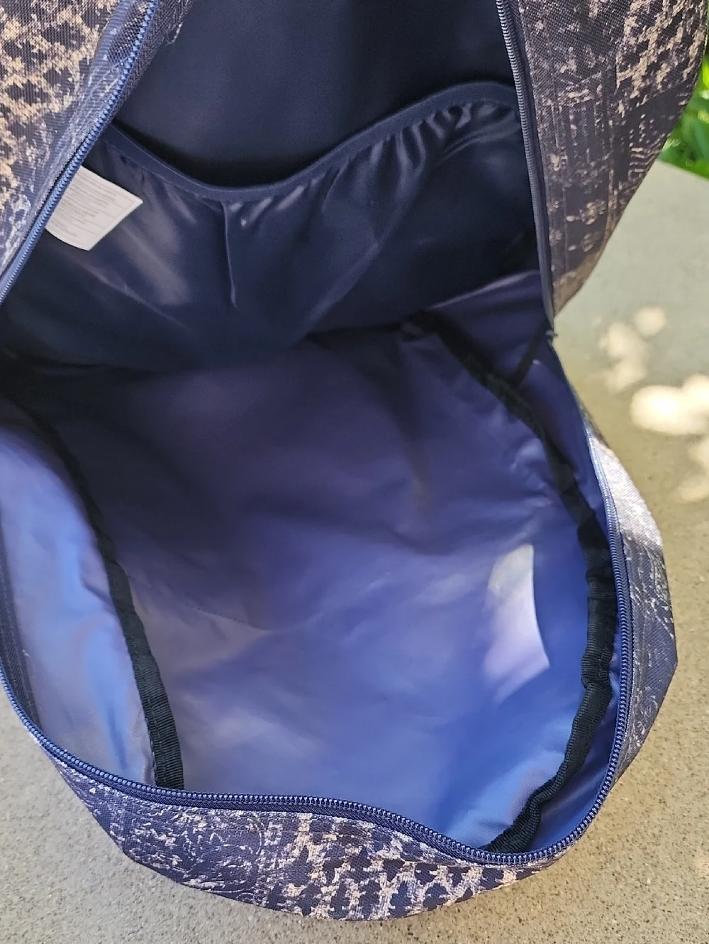 NWOT Billabong Navy Blue/Tan Patterned Backpack